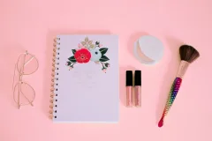 feminine notepad