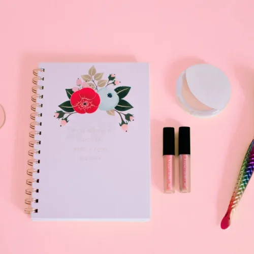 feminine notepad